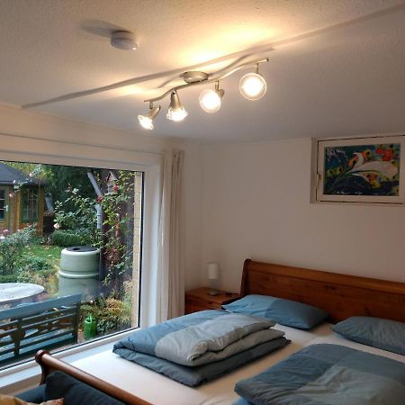 Ruhige, Gemuetliche 1-Zimmer Gartenwohnung Fuer 2 Erwachsene ลูเบค ภายนอก รูปภาพ
