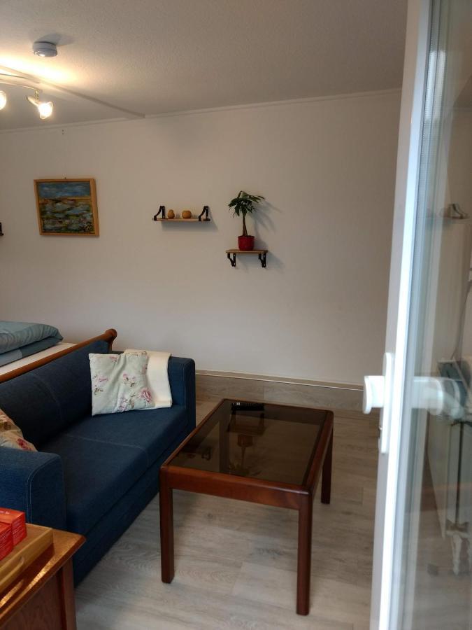 Ruhige, Gemuetliche 1-Zimmer Gartenwohnung Fuer 2 Erwachsene ลูเบค ภายนอก รูปภาพ