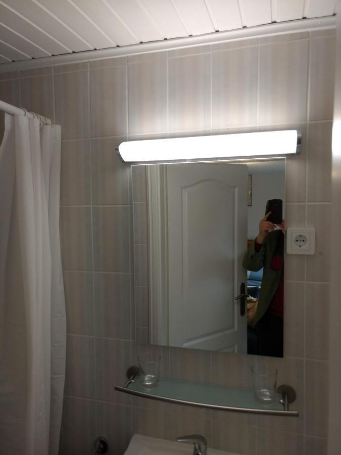 Ruhige, Gemuetliche 1-Zimmer Gartenwohnung Fuer 2 Erwachsene ลูเบค ภายนอก รูปภาพ