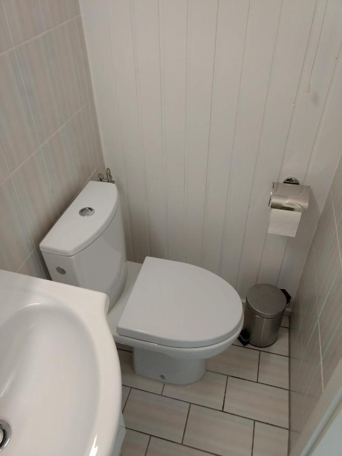 Ruhige, Gemuetliche 1-Zimmer Gartenwohnung Fuer 2 Erwachsene ลูเบค ภายนอก รูปภาพ